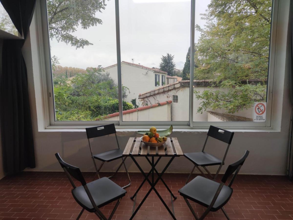 Entier A 15 Mn D'avignon, 10mn D'orange Deux Apartment *
